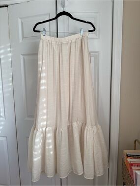 Joyfolie Light Cream Ruffled Tiered Maxi Skirt